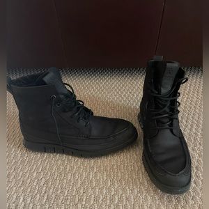 Men’s size 9.5 Cole Haan Grand 0’s black boots